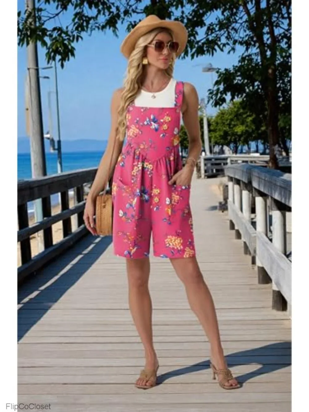 Women's Short Sleeveless Romper Summer Casual Jumpsuit with Pockets